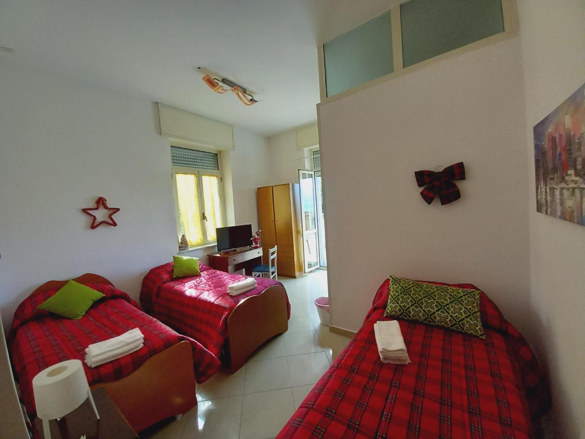 Stabia Gulfview Hostel Castellammare di Stabia Bagian luar foto