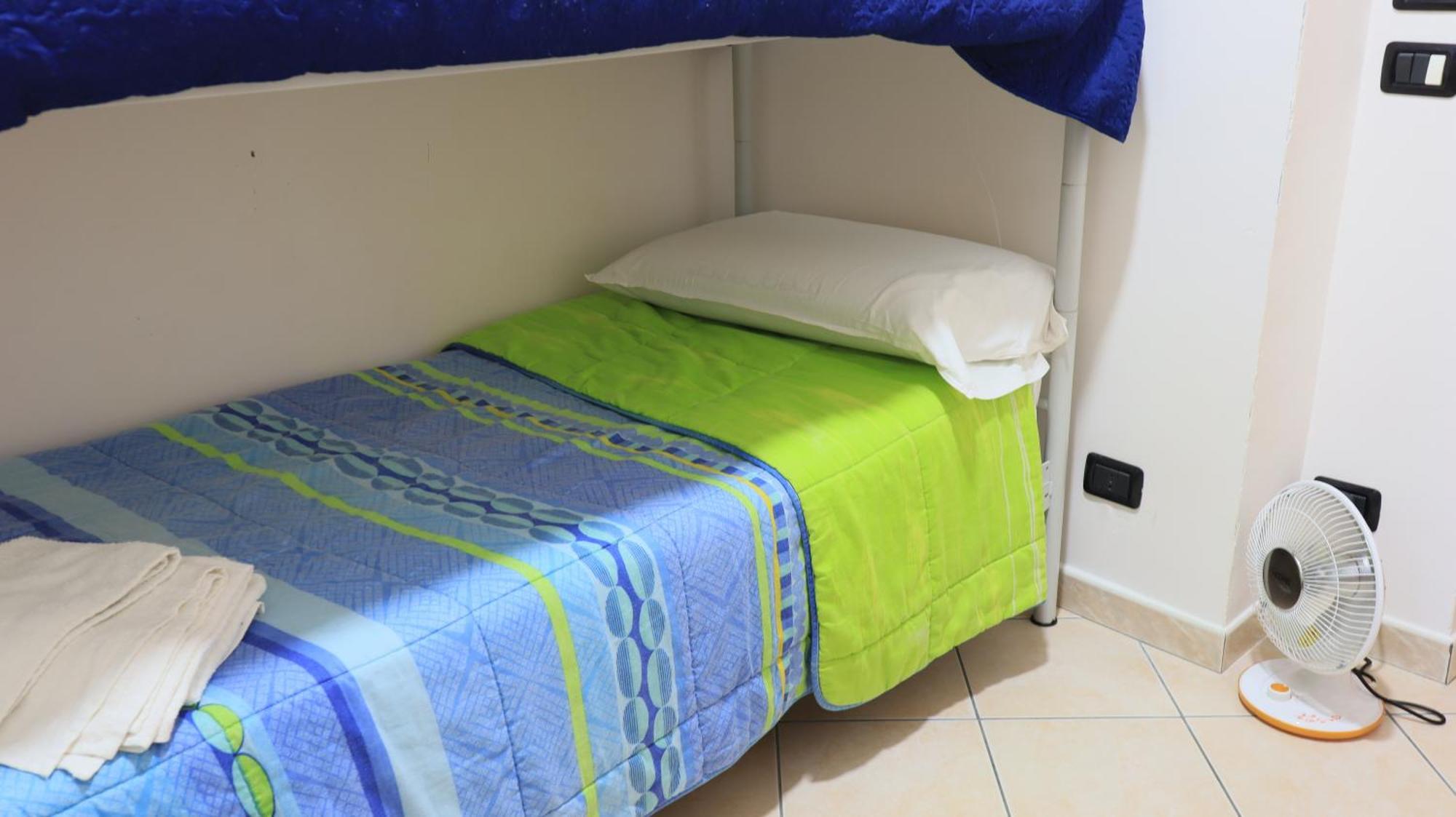 Stabia Gulfview Hostel Castellammare di Stabia Bagian luar foto
