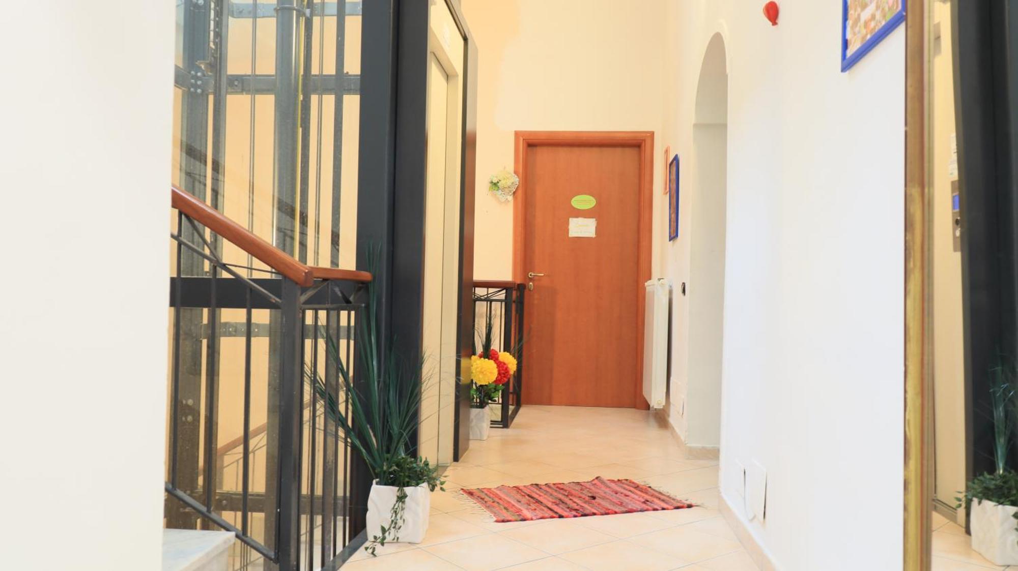 Stabia Gulfview Hostel Castellammare di Stabia Bagian luar foto